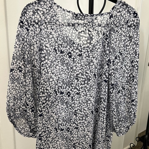 a.n.a Black and White Floral Women's Top.  #40 - Picture 2 of 5